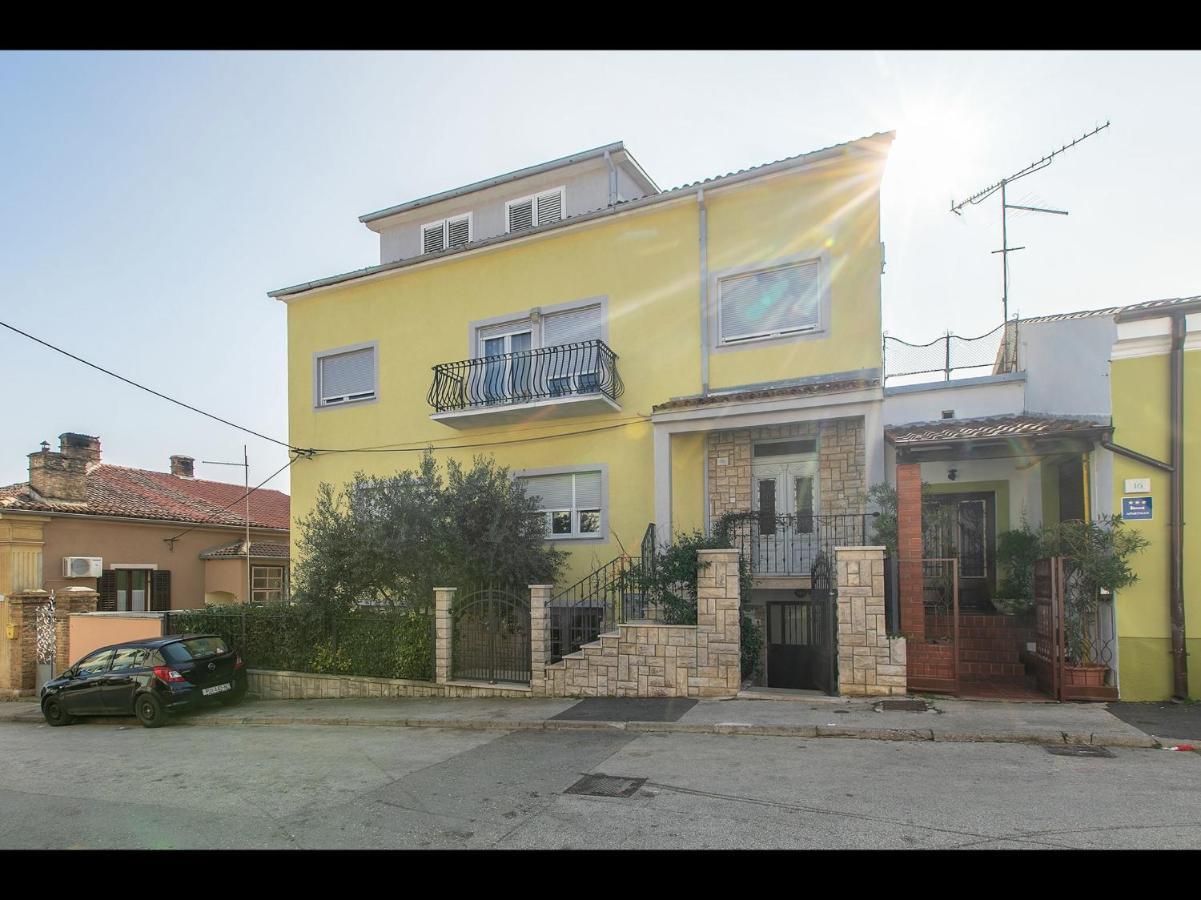 Polias Small Studio Pula Extérieur photo